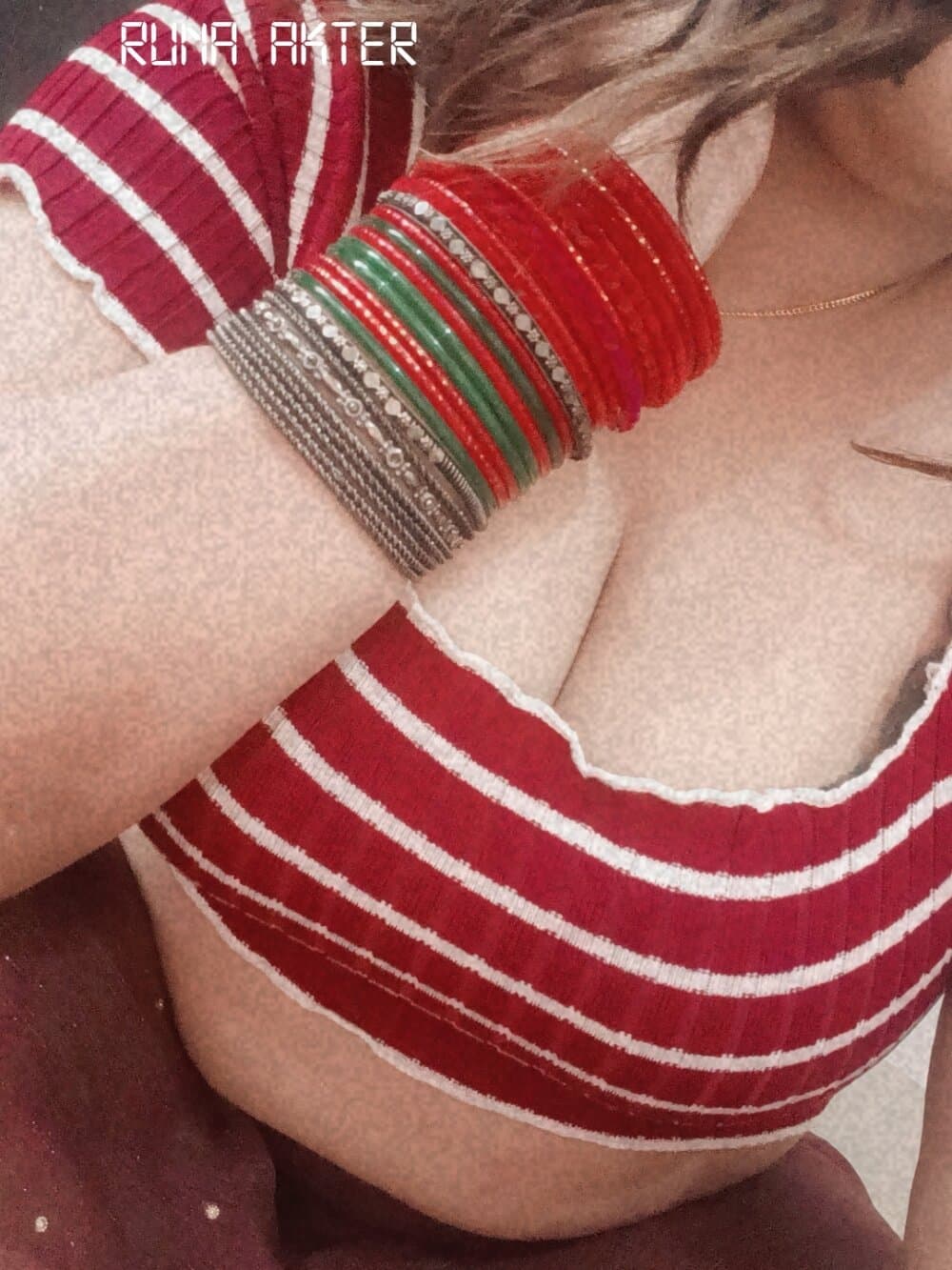 Watch Beauty_Queen_Soniya, a stunning babe, for exciting cam to cam sex.