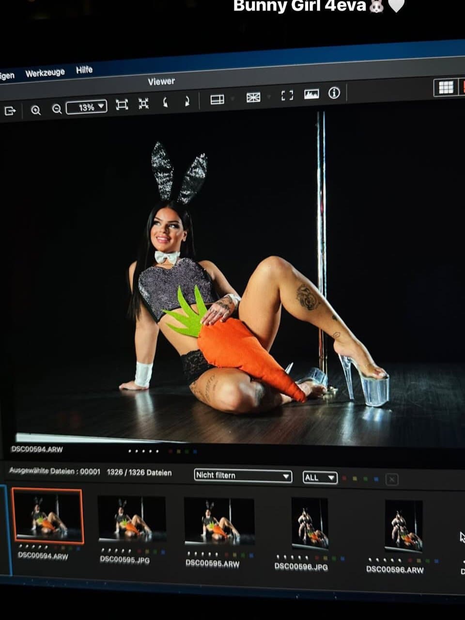 Watch BellaaVixen, your favorite model, in an exclusive nude chat now.