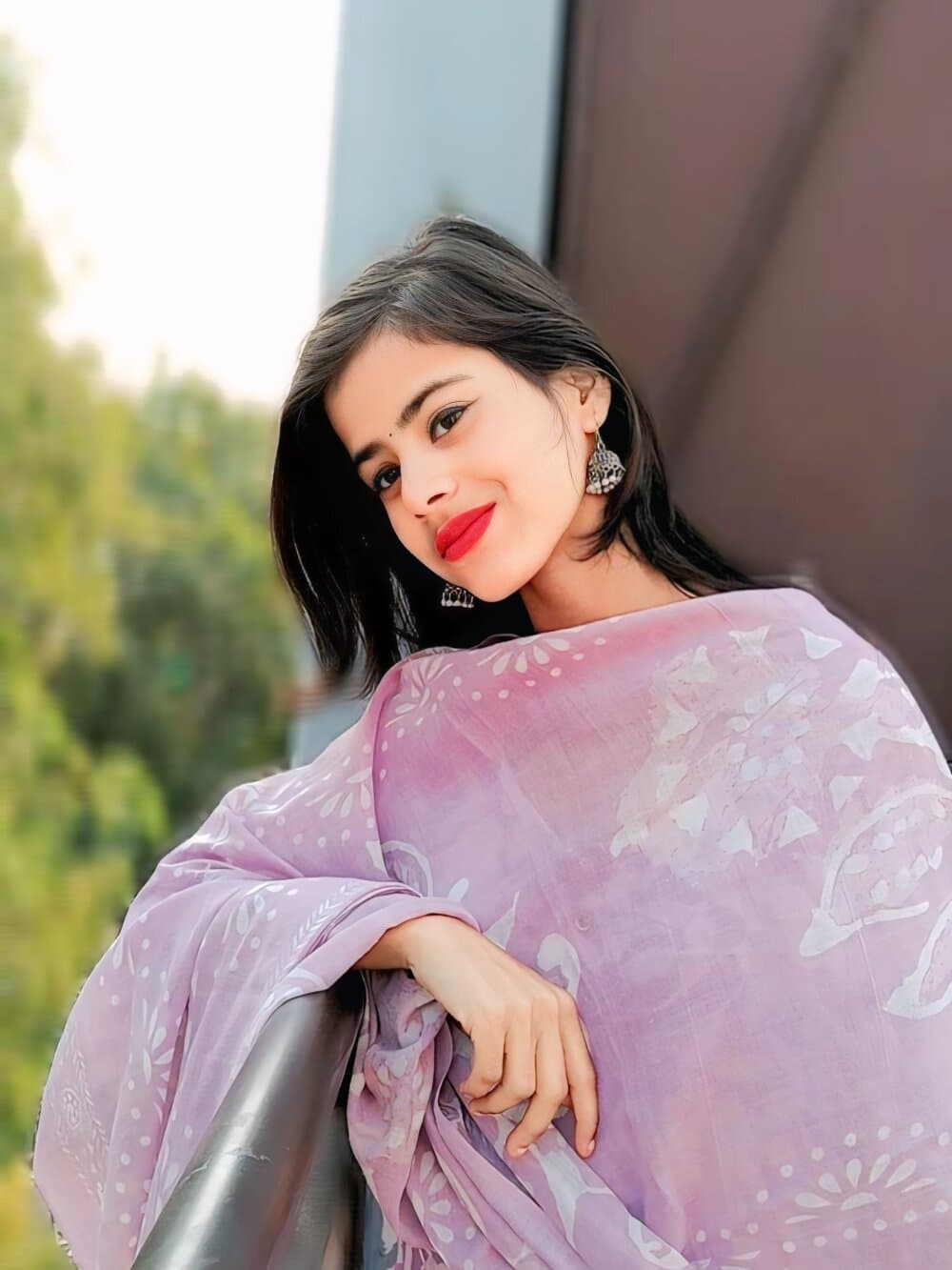 Discover cam to cam sex with NOOR-PARI, the webcam girl of your dreams.