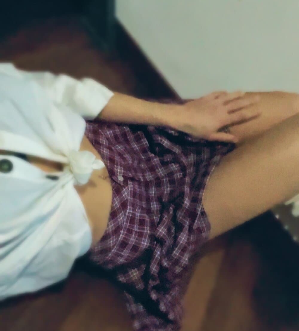 Enjoy cam to cam sex with flowermadness, your favorite hot babe tonight.