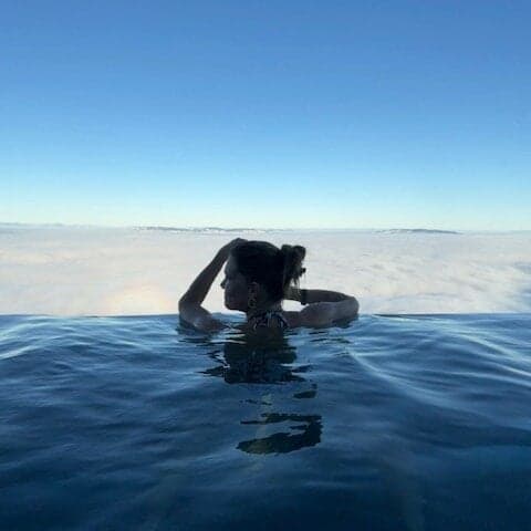 Enjoy a seductive private show with Hot_Wife_Amber, an enticing chick.