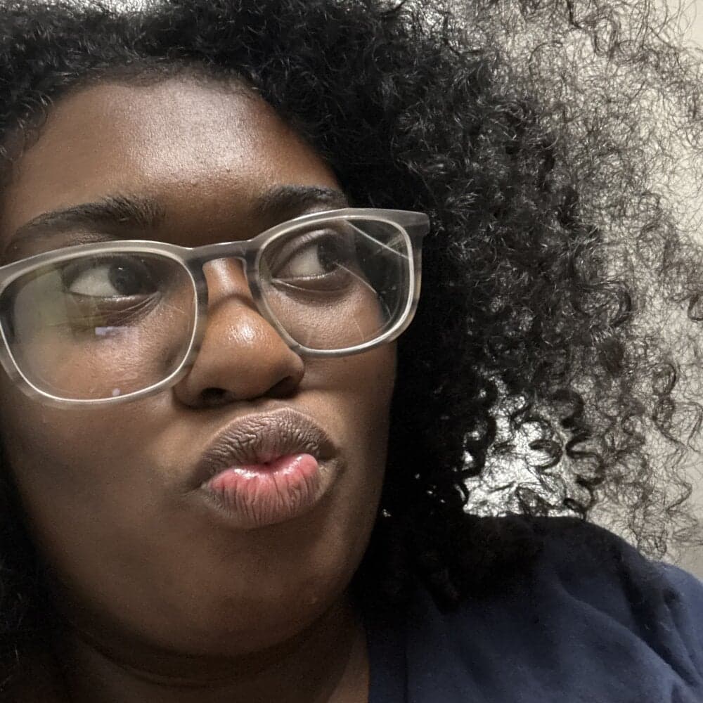 model bunbun420247 invites you to explore intimate 1 on 1 sex cam sessions.