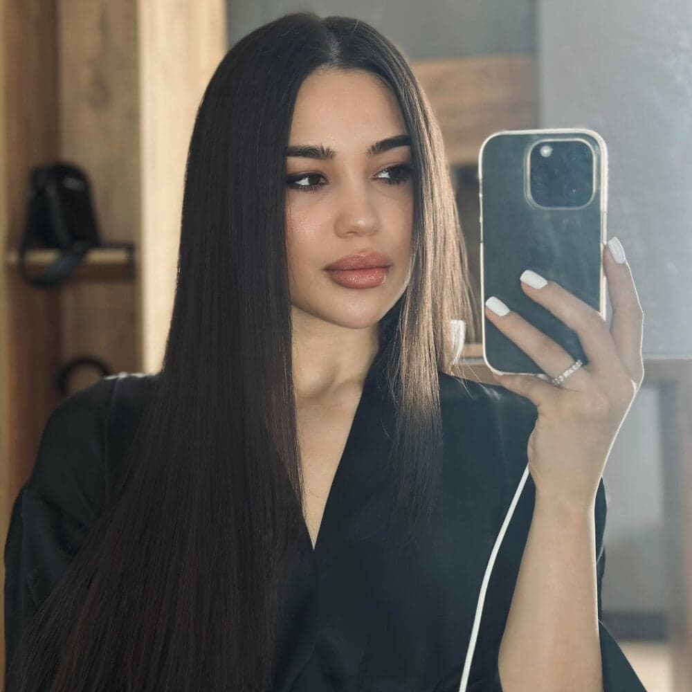 Sweet_Lana69 is your webcam cam girl for thrilling 1 on 1 sex cam.