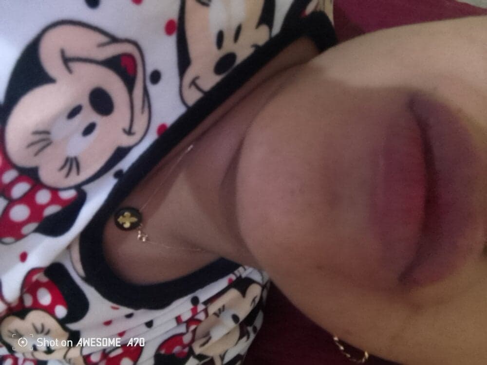 solikaaa enjoys cam to cam sex with beautiful cam girls for 1 on 1 sex cam fun.